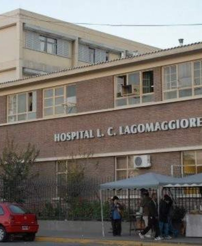 Mendoza: policias echan de los pelos a haitiana que acababa de ser madre en un hospital
