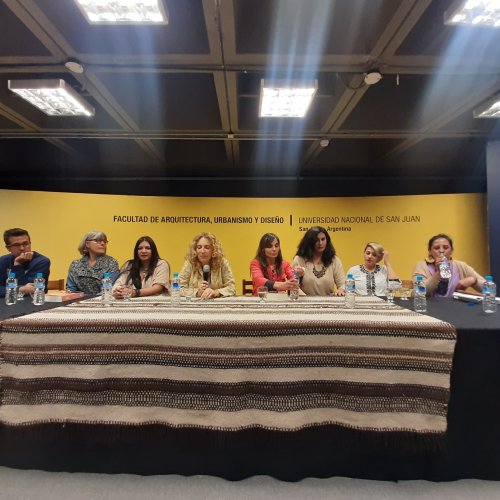 SE PRESENTO EL LIBRO: «Cartografías de conflictos en territorios indígenas del Cuyum»