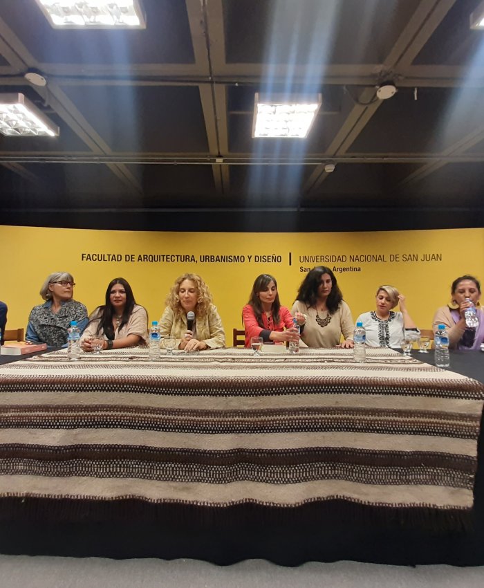 SE PRESENTO EL LIBRO: «Cartografías de conflictos en territorios indígenas del Cuyum»