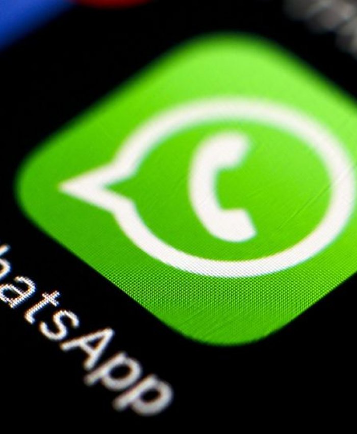 RIT04. TAIPEI (TAIWÁN), 02/05/2016.- Imagen de archivo datada el 7 de abril del 2016 del logotipo de la aplicación WhatsApp en un teléfono móvil, en Taipei, Taiwán. La Justicia brasileña volvió a ordenar a las operadoras de telefonía móvil que bloqueen los servicios de la aplicación WhatsApp, esta vez durante 72 horas, una medida que ya fue tomada el pasado diciembre cuando el programa estuvo mudo casi medio día. EFE/Ritchie B. Tongo