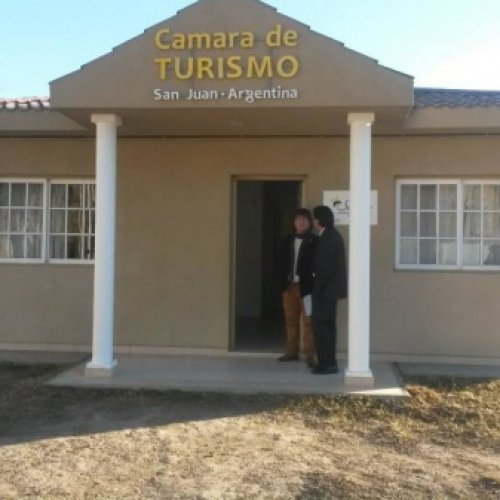 La Cámara de Turismo de la Provincia desmintió a Claudia Grynszpan
