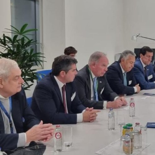 El gobernador se reunió con el Parlamento Europeo