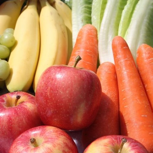 ESPECULACION AL PALO: consumidores pagan $6 por cada $1 que recibe el productor frutihortícola