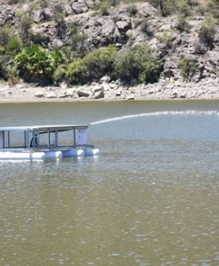 La Secretaría de Ambiente implementa una balsa flotante para oxigenar el Dique San Agustín