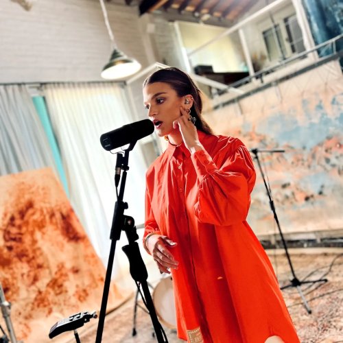 Martina Flores: «Los géneros musicales están más borrados que nunca y eso te la da posibilidad de jugar»