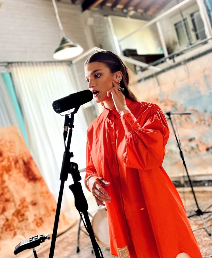 Martina Flores: «Los géneros musicales están más borrados que nunca y eso te la da posibilidad de jugar»