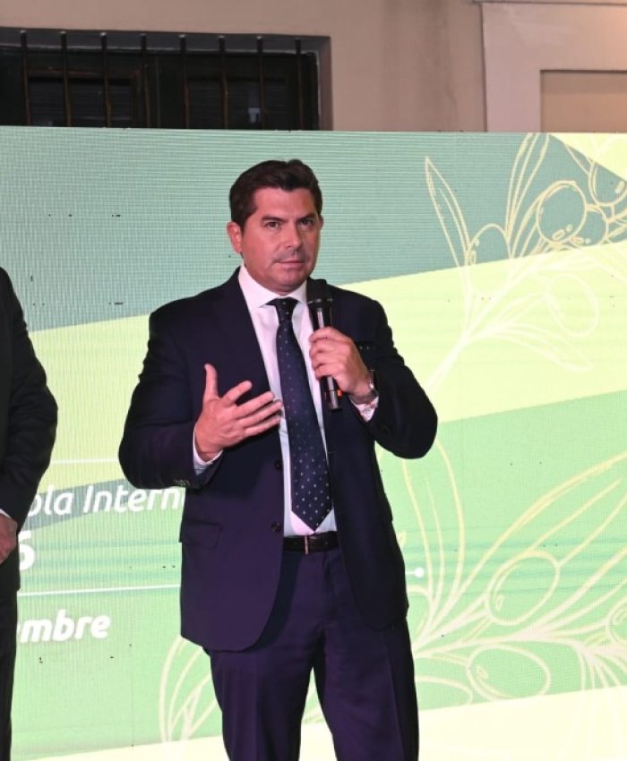 El gobernador Orrego presentó ArgOliva 2026 en Buenos Aires