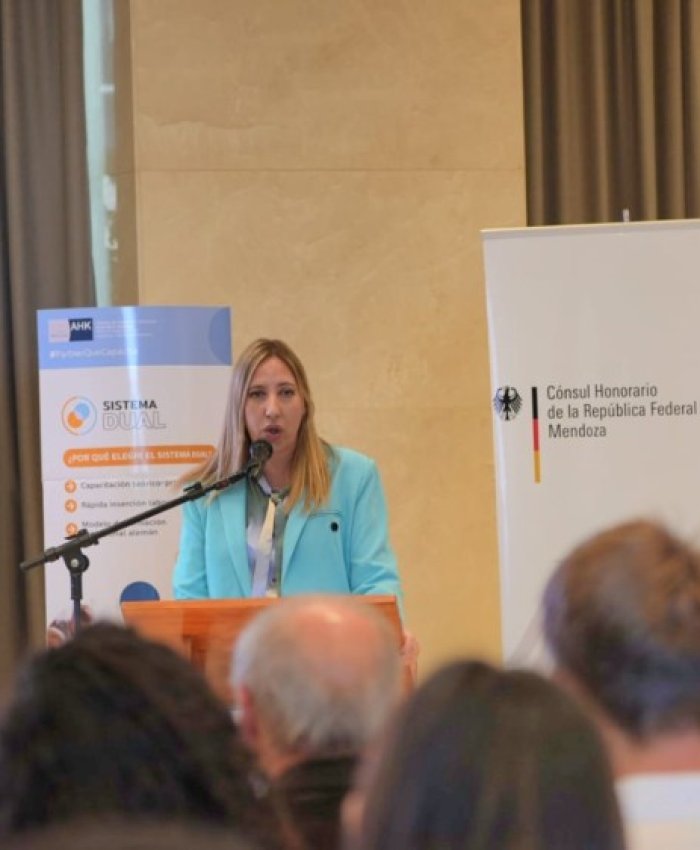 Gobierno presentó el Sistema Dual en San Juan