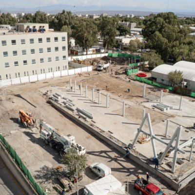 Comenzó el montaje de la estructura principal de los Consultorios Externos del Hospital Rawson