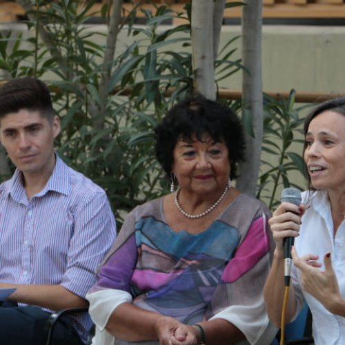 DORA BARRANCOS EN SAN JUAN: «Nadie está de más, porque el presente es catastrófico»
