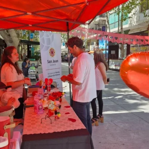 San Juan Enamora: la feria de emprendedores se anticipa al Día de los Enamorados