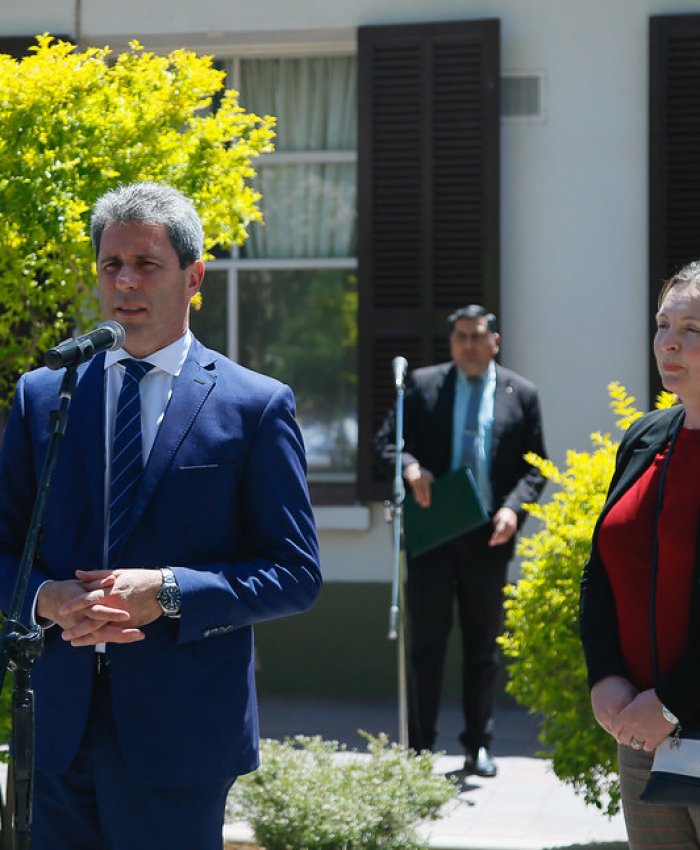 El gobernador recibió a la embajadora del Reino Unido de Gran Bretaña e Irlanda del Norte en la República Argentina
