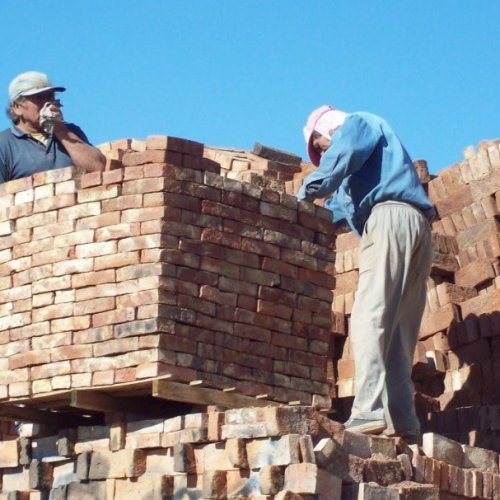 En cinco departamentos de San Juan se construirán casa del Lote Hogar
