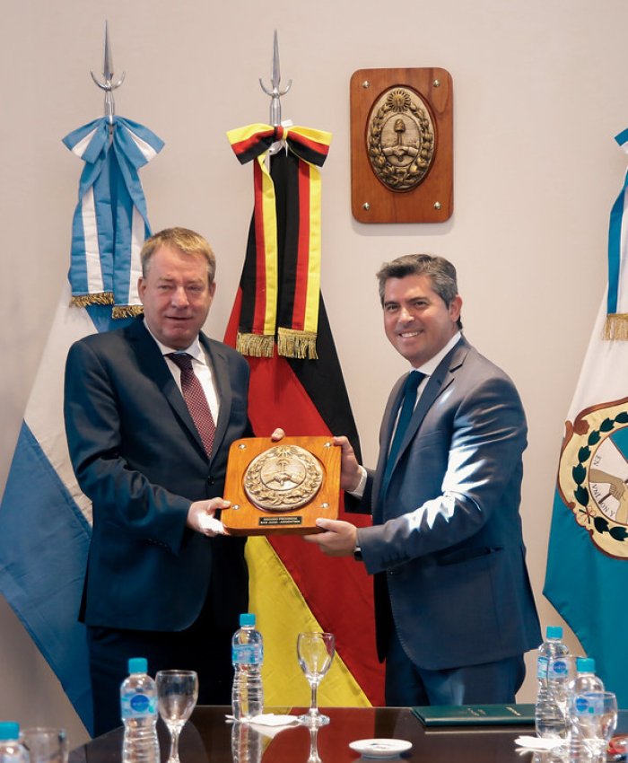 El gobernador Orrego recibió al embajador de Alemania en Argentina