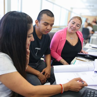 La Casa de Todos abre sus puertas a estudiantes con pasantías no rentadas para su desarrollo profesional