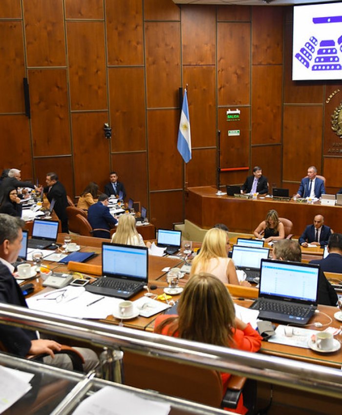 Aprobación unánime del Presupuesto, la Ley Impositiva y modificaciones del Código Tributario