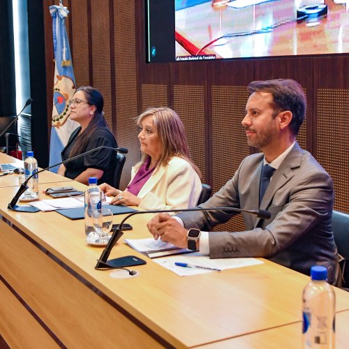 Conversatorio sobre el Cáncer de Cuello Uterino