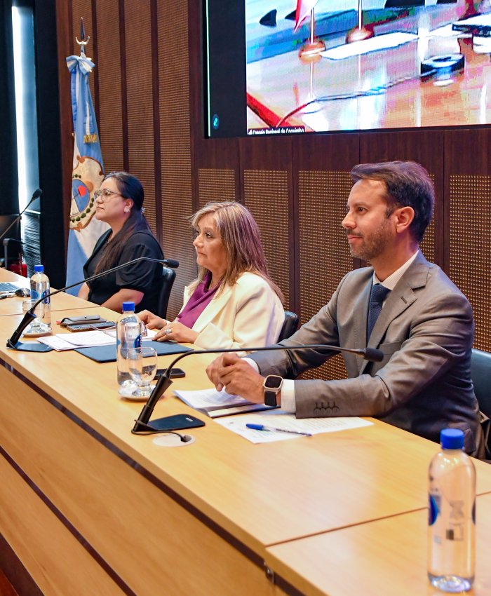 Conversatorio sobre el Cáncer de Cuello Uterino