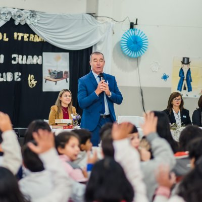 El vicegobernador presentó el concurso San Juan Escribe en la Escuela Villarino