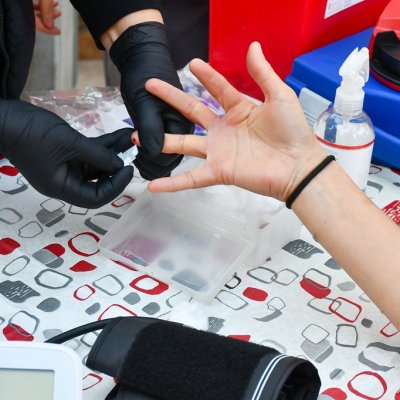 Amplia convocatoria de dadores de sangre en el Parque de Mayo