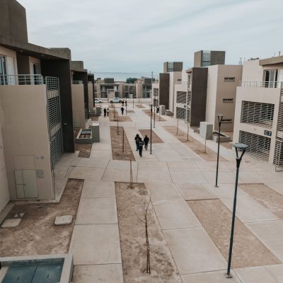 En lo que va del 2025, el IPV ya entregó 546 viviendas y mantiene activa la construcción de barrios