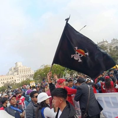 PERU: estudiantes, colectivos sociales y organizaciones populares se manifestaron en rechazo a la gestión de Dina Boluarte 