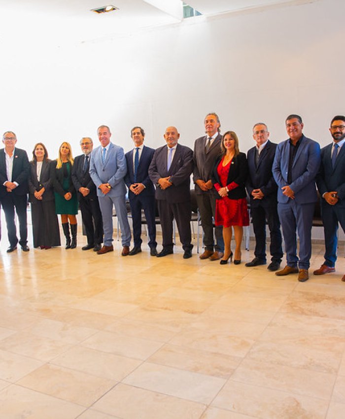 La Legislatura recibió a la Comisión de Diálogo Político