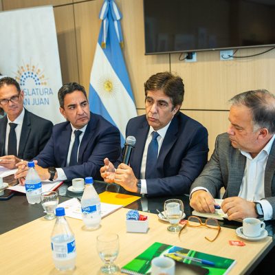 Diputados recibieron a ministros del Ejecutivo por el financiamiento de la Ruta 40 sur