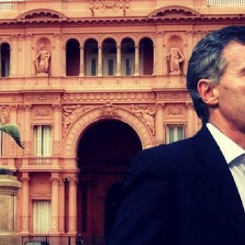 Allanan oficinas de la Casa Rosada por denuncias contra Macri