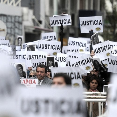 AMIA: Se conmemora un nuevo aniversario del atentado