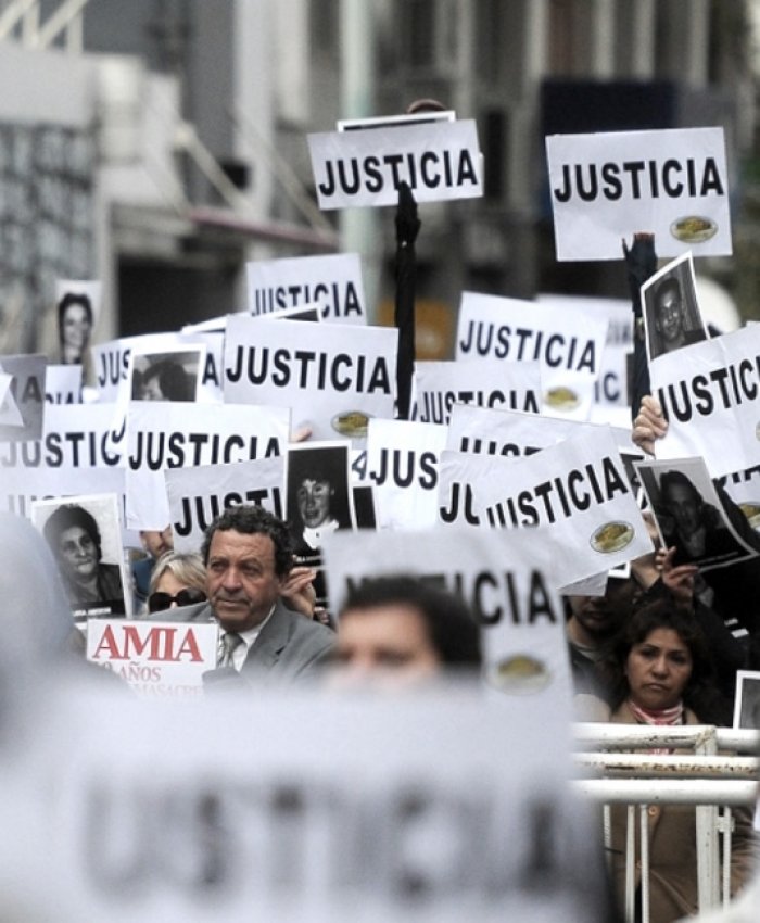 AMIA: Se conmemora un nuevo aniversario del atentado