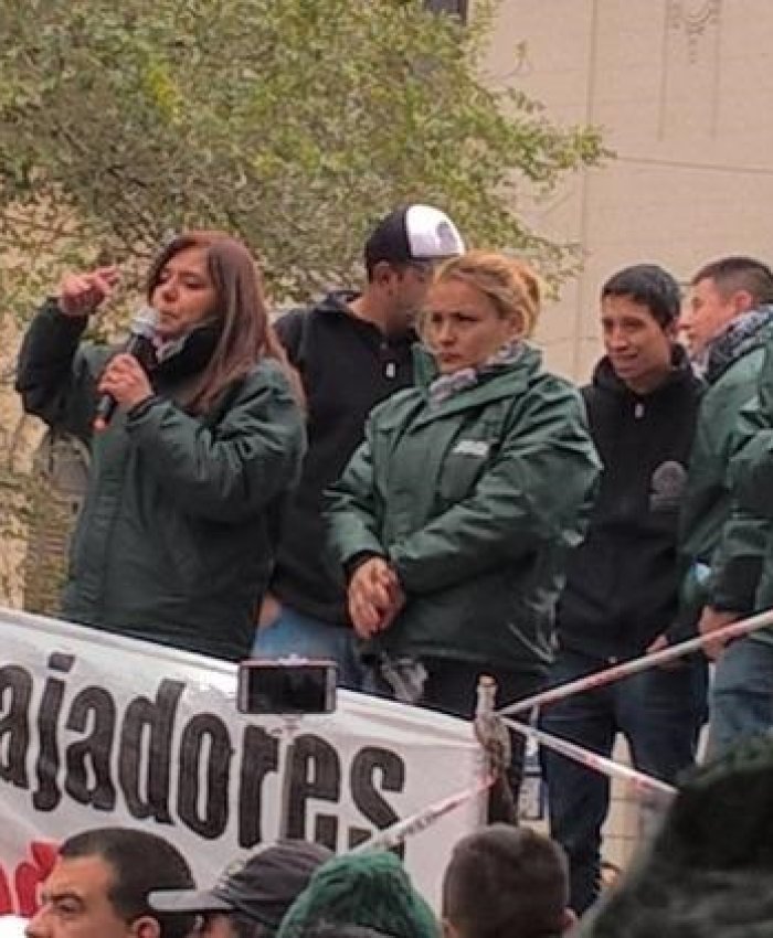 Córdoba: aprueban una ley que prohíbe a los colectiveros paralizar el transporte