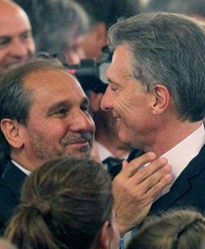 El Gobierno privatizó una termoeléctrica y se la entregó a Caputo
