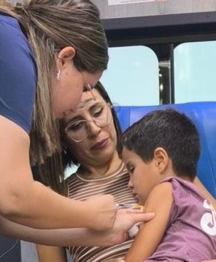 Salud refuerza la vacunación en el ingreso escolar y el trabajo territorial durante todo el año