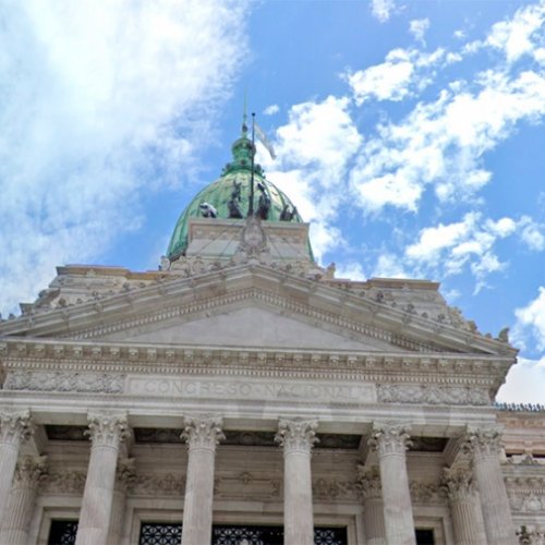 El proyecto de acuerdo con el FMI comienza a ser tratado en el Senado