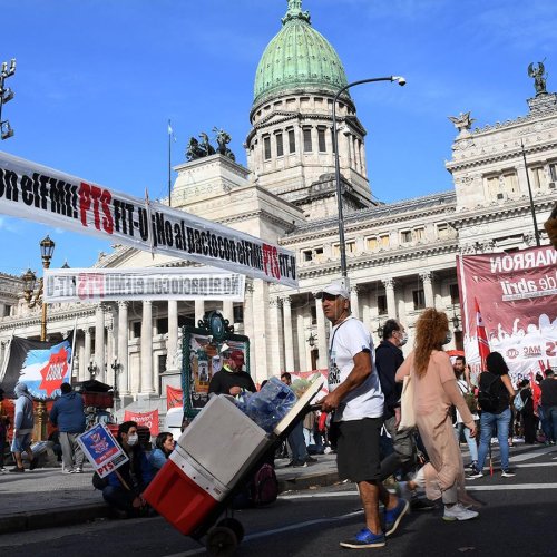 Movilizaciones de la izquierda contra el entendimiento con el Fondo