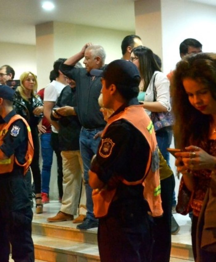 Los miembros de la fuerza denunciados por golpear a una fotógrafa fueron sancionados