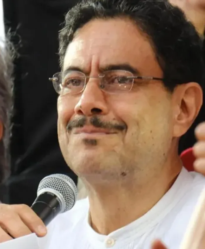 COLOMBIA: Cepeda denuncia presiones de grupos armados para incidir en el electorado