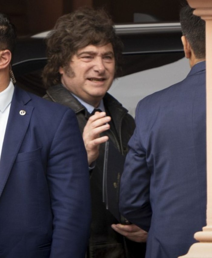 Milei echó a casi todo el personal de Olivos furioso por la cocina y las filtraciones