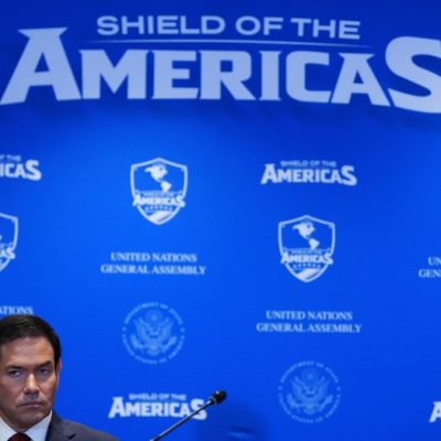 Marco Rubio habría colaborado en la fuga de Flavio Bolsonaro a Estados Unidos y Trump analiza darle asilo