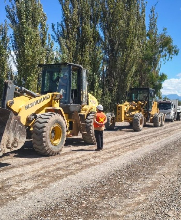 Se cumple la promesa del Gobernador: inicia la pavimentación de una calle histórica en Jáchal