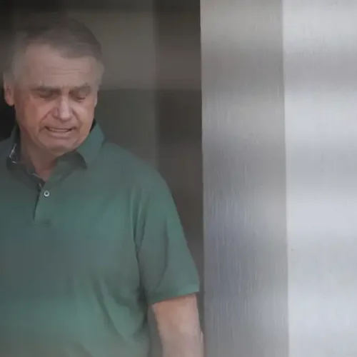 BRASIL: la Corte Suprema rechazó por unanimidad el pedido de prisión domiciliaria para Jair Bolsonaro