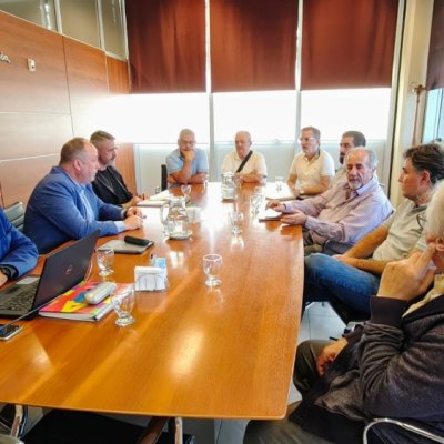 Gobierno y productores de uva de mesa articulan estrategias para mejorar la calidad y sumar variedades