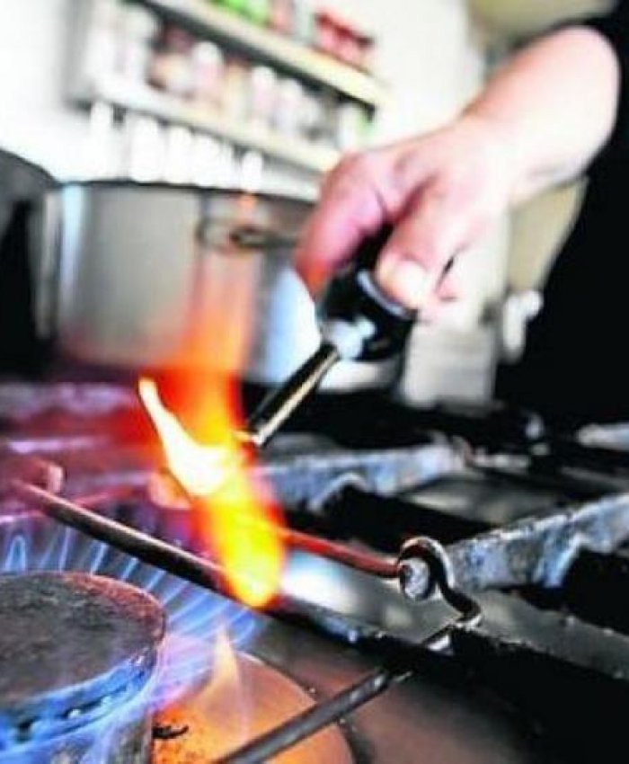 Tarifazos: pronostican nuevas subas de luz y gas de un 30% hasta fin de año