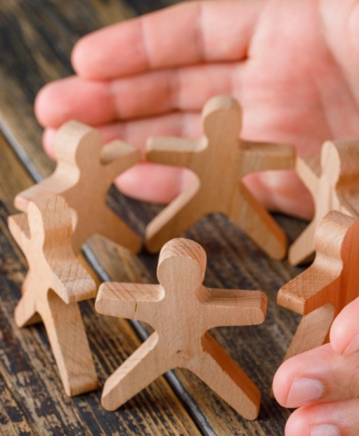 Familia presentó líneas de apoyo para cooperativas