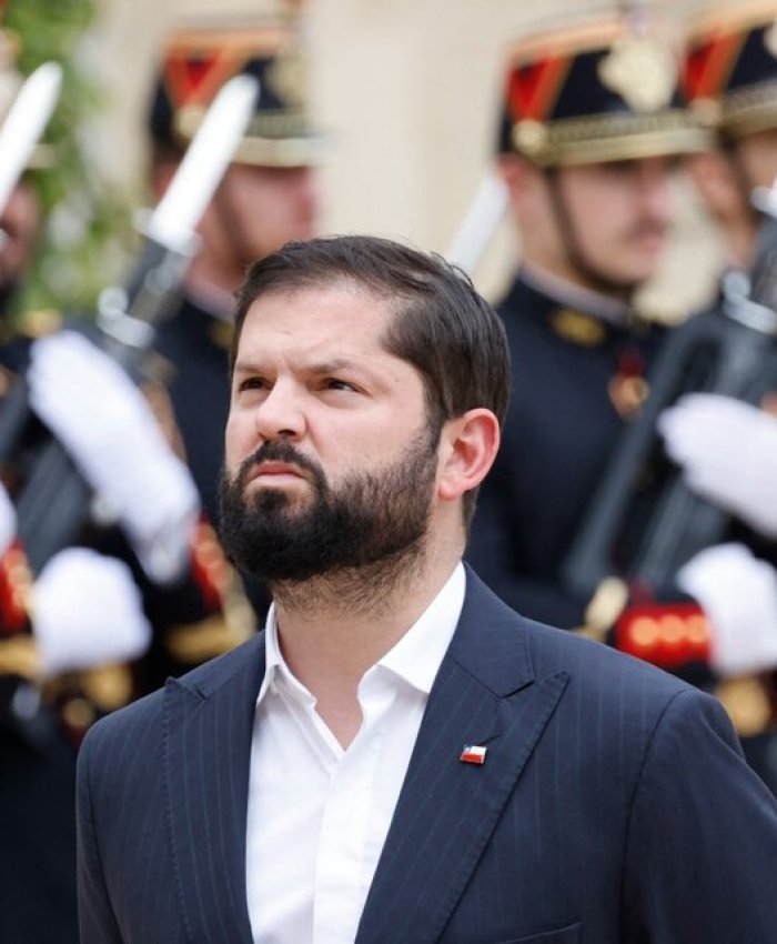 Tras la advertencia de Boric, el gobierno argentino retira paneles solares de territorio chileno en la Patagonia