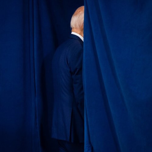Biden hacia la salida. Imagen: AFP