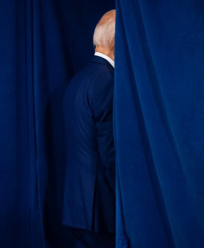 Biden hacia la salida. Imagen: AFP