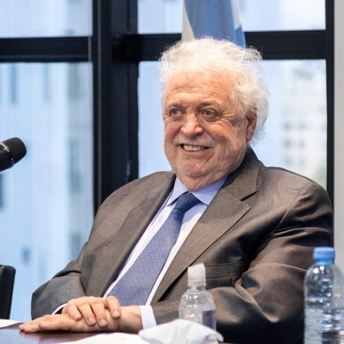 Murió Gines González García, el dos veces ministro de Salud