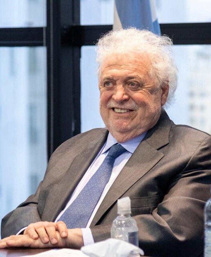 Murió Gines González García, el dos veces ministro de Salud